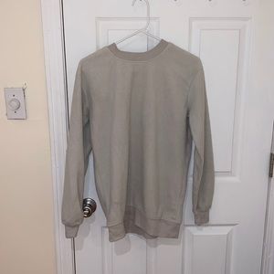 Olive green crewneck sweatshirt 💚🍀🌳🐸🥑🌿🐛